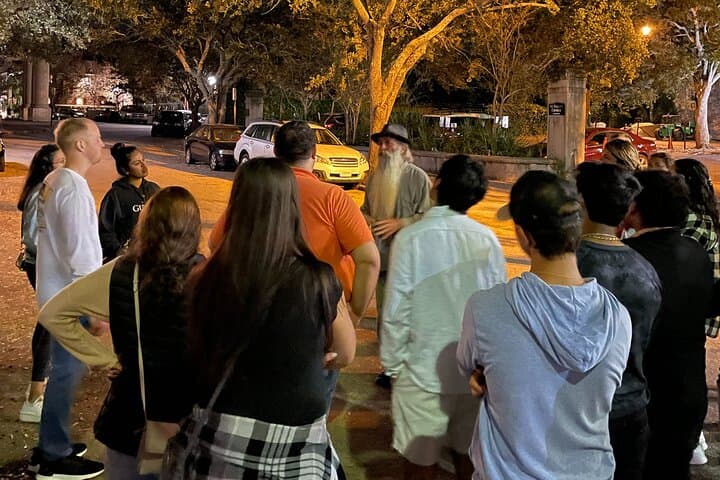 Charleston After Dark: Guided Walking Ghost Tour Through the Historic District photo 4