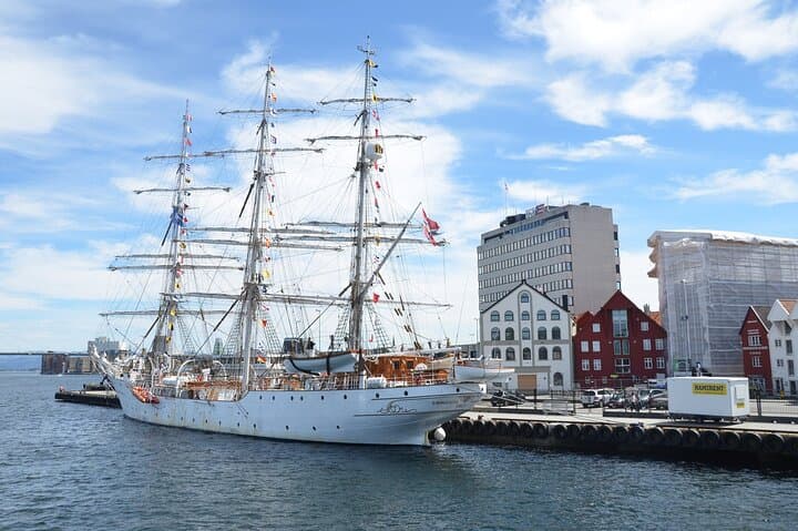 Bergen to Stavanger Private Transfer with 2-Hour Haugesund Stop (Dokken Museum) photo 2