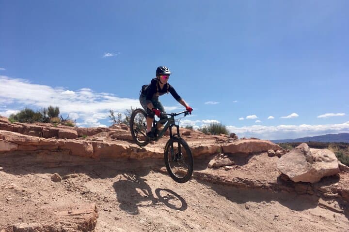 Moab Intermediate & Advanced Private Guided Mountain Bike Tour photo 2