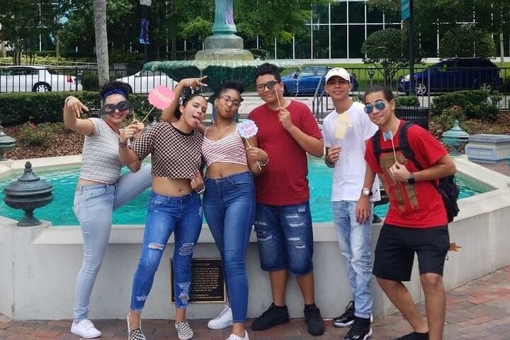 Urban Scavenger Hunt in Sarasota: Wacky Walks App Adventure photo 6