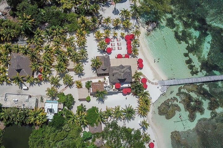 Isla Mujeres Platinum Catamaran: Luxury Day Cruise from Cancun photo 6