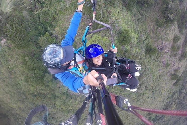 Tandem Paragliding Over Medellín: San Félix Flights with Private Transport photo 3
