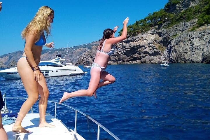 Salerno to Amalfi Luxury Day Cruise: Swim, Sip Prosecco & See Positano photo 6