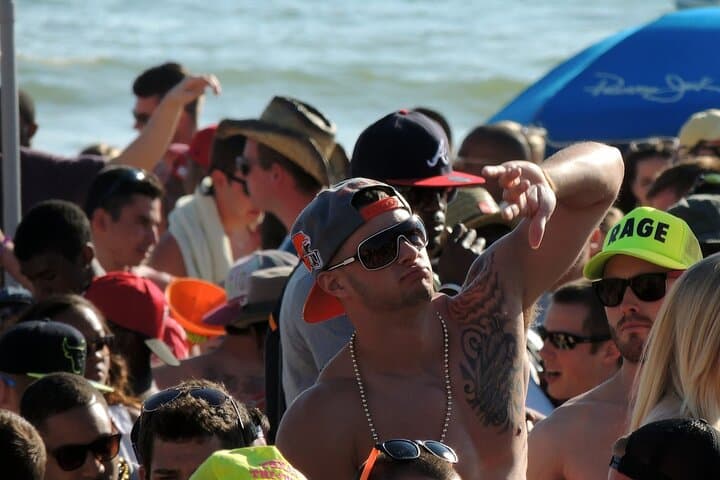 Miami Spring Break Party Boat: Live DJ, Open Bar & VIP on Biscayne Bay