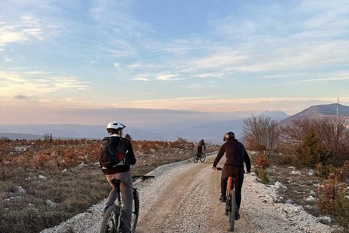 E‑MTB Ride Across Istria and Učka: Waterfalls, Hilltop Views & Homemade Lunch