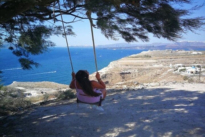 Santorini Family-Friendly Highlights & Hidden Gems Half-Day Tour