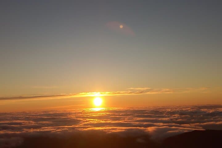 Pico do Areeiro to Pico Ruivo (PR1) — Madeira Ridge Hike photo 2