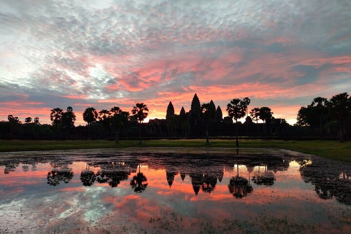 Sunrise Over Angkor Wat and Phnom Kulen: 2-Day Secrets, Temples & Waterfalls photo 4