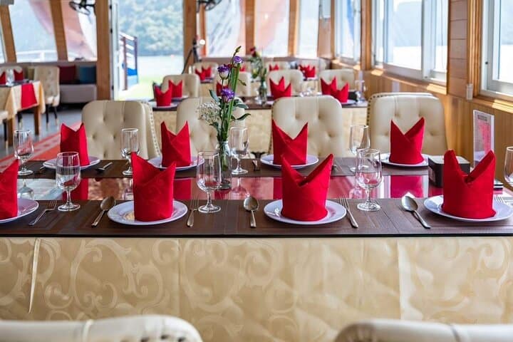 Ha Long Bay Day Cruise: Dragon King Luxury Cruise to Surprise Cave & Titov Island photo 4