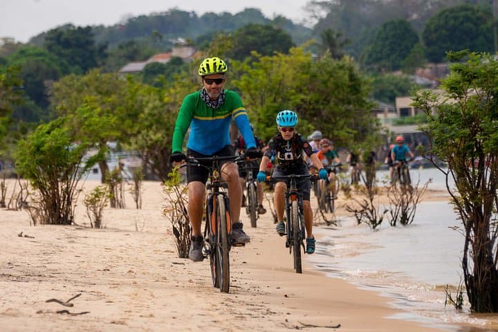 Cycling Alter do Chão: Tapajós Beaches, Canoe Crossings & Lago Tapari photo 4