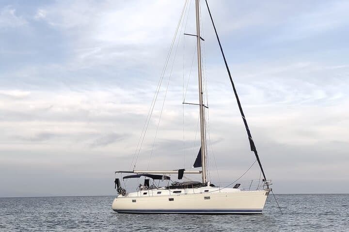 3-Hour Yacht Sailing and Snorkel Tour in Santa Maria, Sal (Cape Verde) photo 2