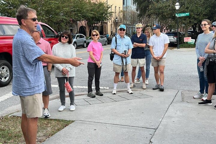 Private Small-Group Walking Tour of Charleston’s Historic District photo 2