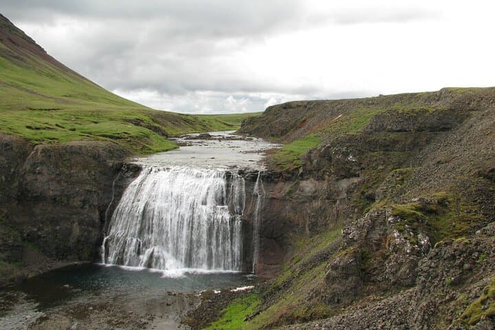 Hvalfjordur & Hvammsvik Hot Springs: Private Day Tour from Reykjavik photo 6