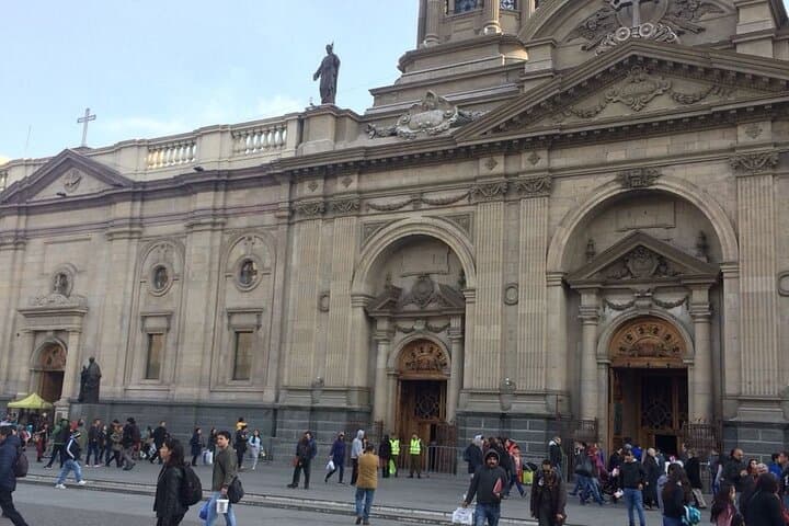 Santiago a tus Pies: Walking Tour of Santiago's Historic Heart photo 2