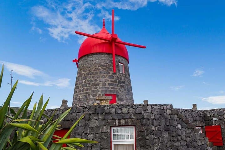 Azores Trekking Guide: Flores and Corvo Multi-Day Hikes photo 4