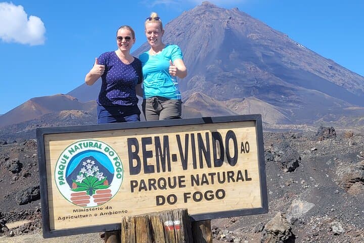 Fogo Volcano Day Trek: Walk Chã das Caldeiras and Recent Lava Flows