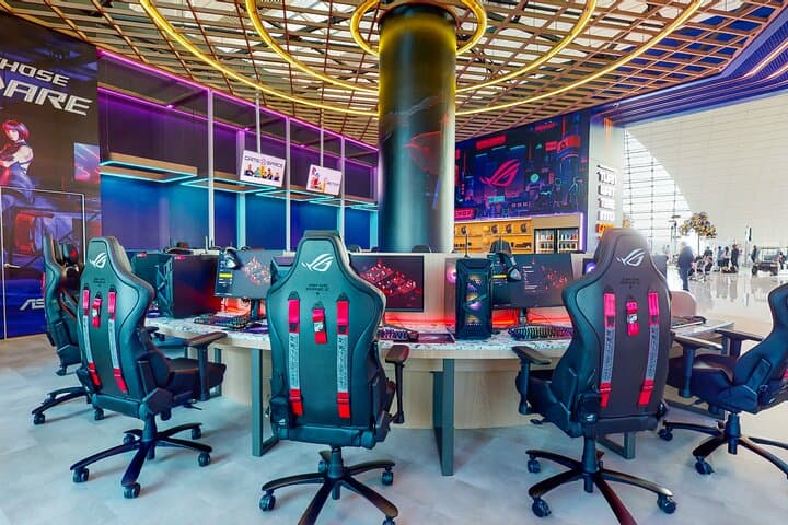 60-Minute Gaming Pass at Game Space DXB — Dubai Airport 24/7 Gaming Lounge photo 4