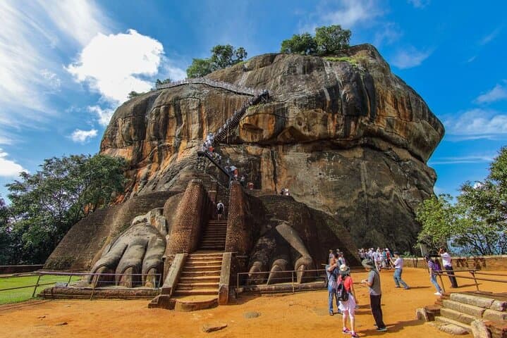 Day Trip to Sigiriya, Dambulla & Hurulu Safari — From Colombo