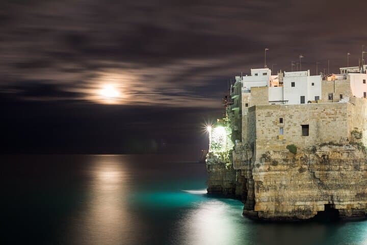 Sunset & Night Cave Cruise: 2-Hour Private Boat Tour of Polignano a Mare