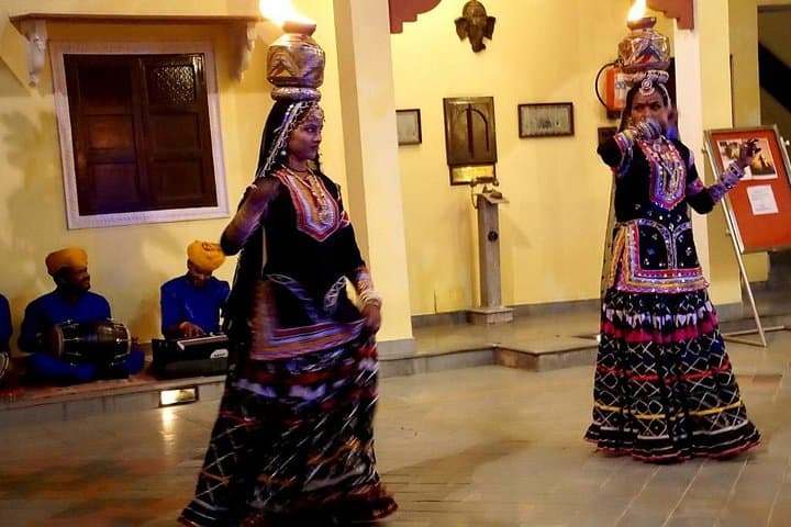 Golden Triangle 5-Day: Sunrise Taj Mahal, Agra Fort & Jaipur Highlights photo 1