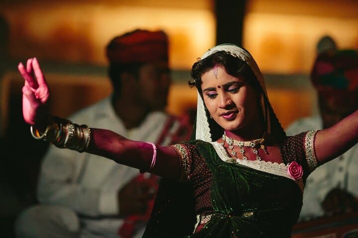 6-Day Golden Triangle Tour: Delhi, Agra & Jaipur Cultural Road Trip