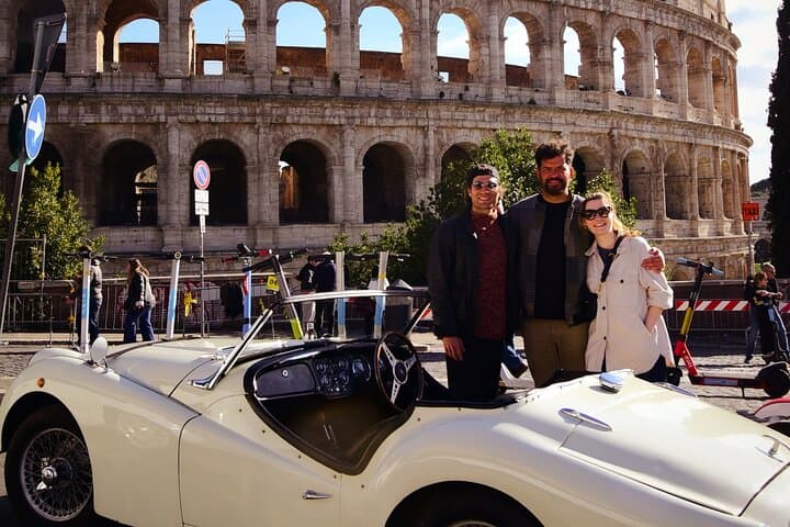 Drive Rome's Hills in a Classic Cabriolet: Panoramic Vintage Car Tour photo 4