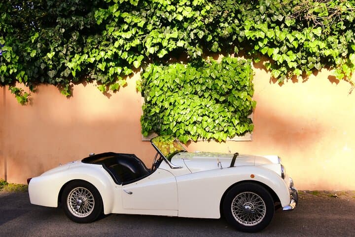 Classic Car Day Trip from Rome: Roman Hills, Lakes & Wine Tasting photo 2