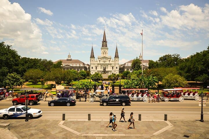New Orleans Private Custom Guided Walking Tour — Local-Led City Walks
