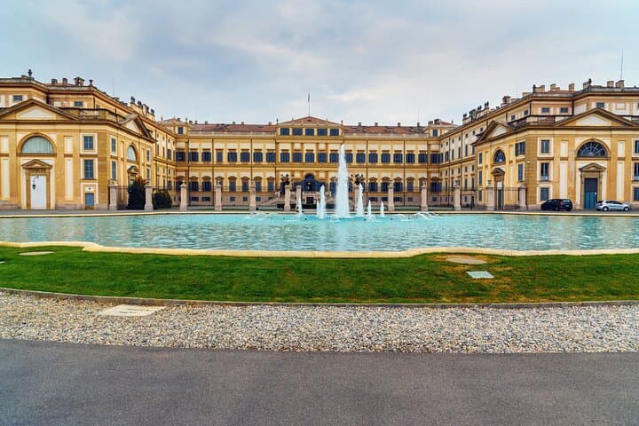 Historic Monza Walking Tour — Villa Reale, Duomo & Monza Park photo 5