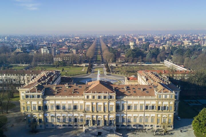 Historic Monza Walking Tour — Villa Reale, Duomo & Monza Park