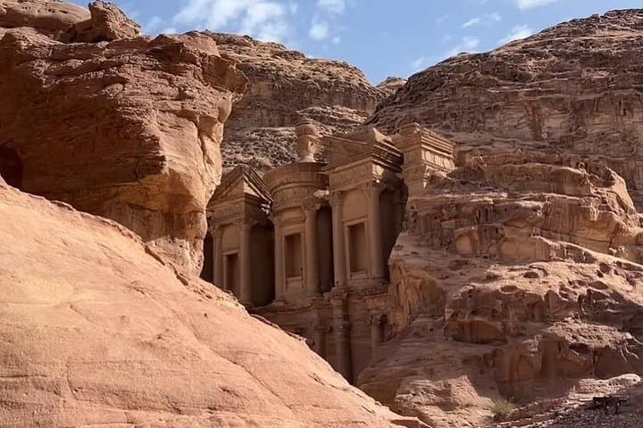 Private Petra Day Trip from Aqaba Port: Full-Day Guided Visit to the Siq and Treasury photo 4