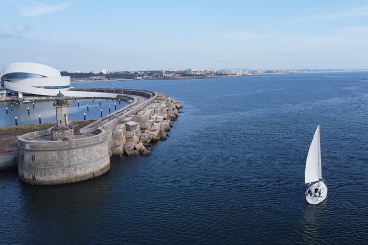 Sail Porto & the Douro: 3-Hour Coastal and River Sailing from Leça da Palmeira photo 3