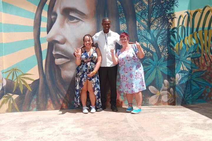 Bob Marley’s Nine Mile and Dunn’s River Falls: Full-Day Combo from Ocho Rios photo 2