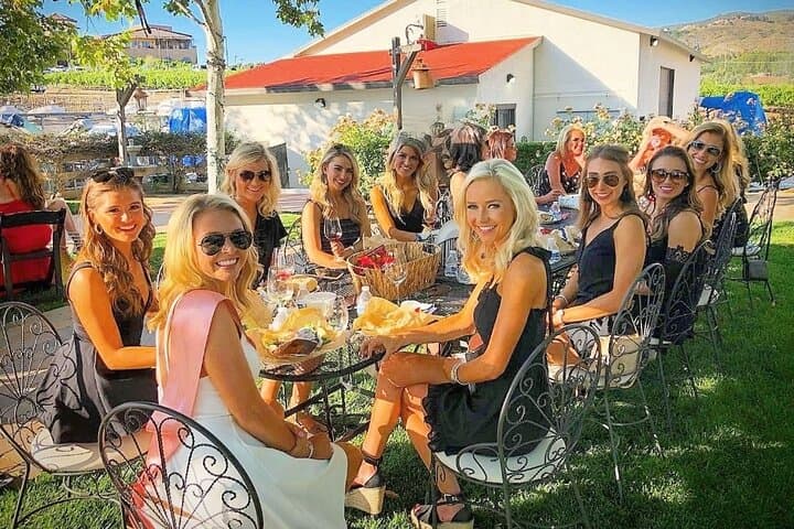 Temecula Weekday Wine Tour: 3-Winery Tasting, Lunch & Local Pickup photo 2