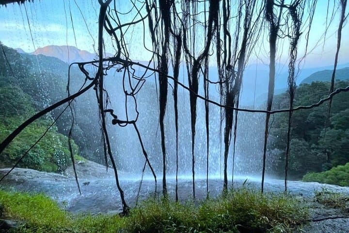 Hike Elephant Spine (Manigala) — Knuckles Backpackers Trail from Kandy photo 5