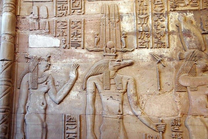 11-Day Egyptian Desert and Ancient Lands Adventure — Pyramids, Nile & White Desert photo 6