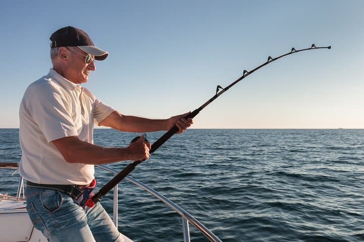 Shared Fishing Experience in Capri from Sorrento: Full-Day Boat Trip with Lunch