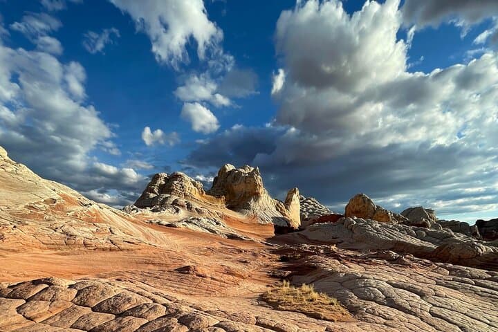 White Pocket Adventure: Remote Vermilion Cliffs 4x4 Photo Tour photo 4