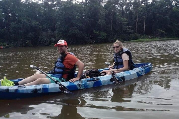 Tortuguero Private Kayak Kayak Tour: Paddle Costa Rica's Canal Labyrinth