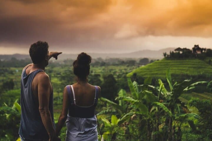 Northern Vietnam 5–7 Day Itinerary: Hanoi, Ha Long Bay, Ninh Binh, Pu Luong & Mai Chau photo 4