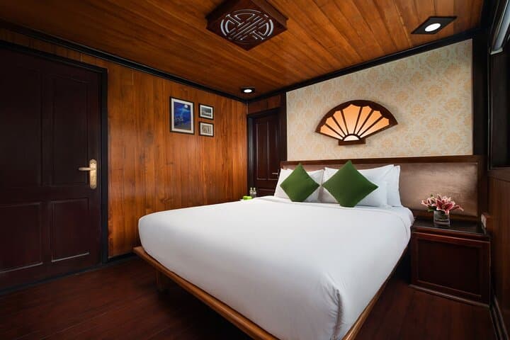 Bai Tu Long Bay 2-Day Wooden Boat Cruise with Kayaking & Vung Vieng Village photo 6