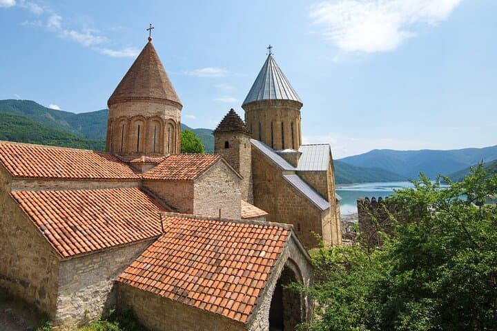 Caucasus Day Trip: Ananuri, Gudauri and Gergeti — A Full-Day Kazbegi Experience photo 5