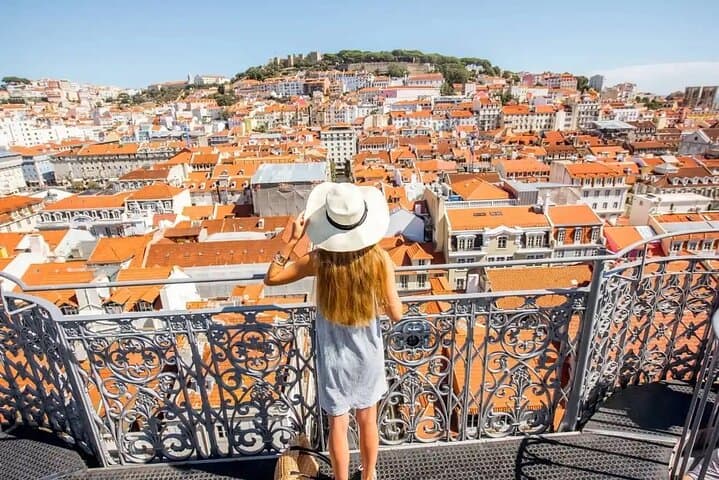 Lisbon Spa & City Quest: Best Spa and 14 Wanders