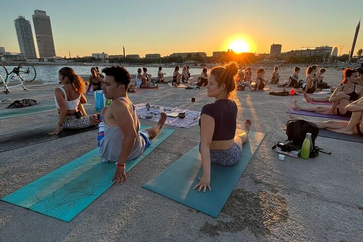 Seafront Yoga in Barcelona: Hatha Vinyasa on Barceloneta Beach