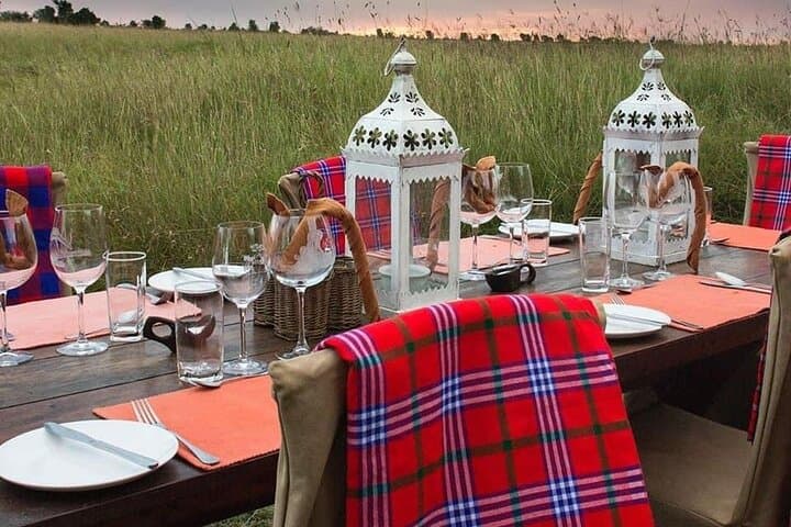 6-Day Luxury Lodge Safari to Lake Manyara, Serengeti, Ngorongoro & Tarangire, Tanzania photo 4