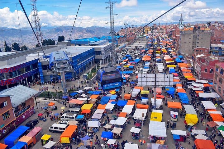 El Alto Cholets Tour: Explore Andean Architecture & Street Markets photo 5