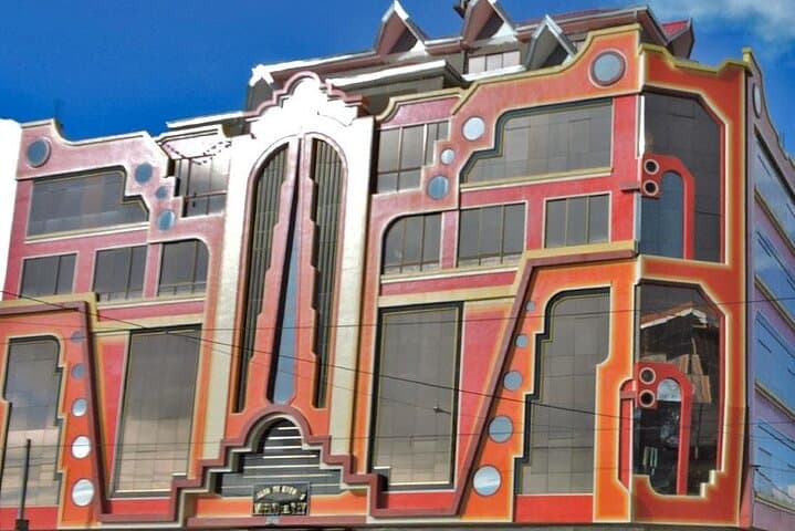 El Alto Cholets Tour: Explore Andean Architecture & Street Markets photo 4