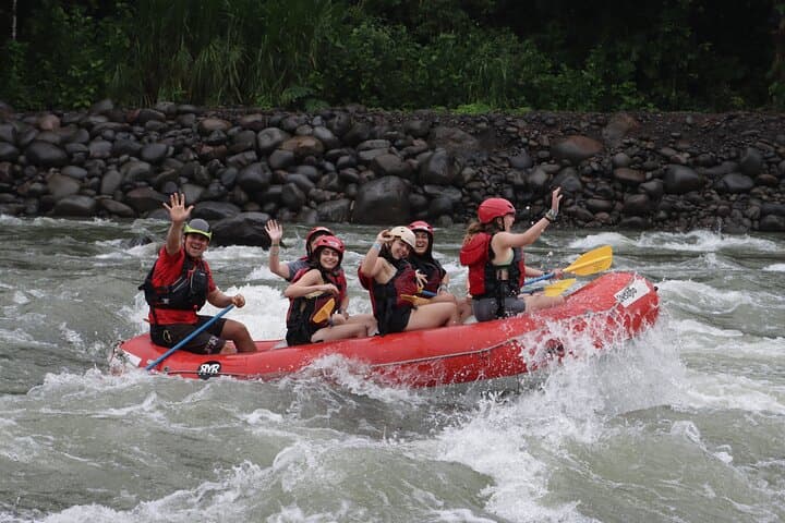 Sarapiquí River White Water Rafting — Class II–III Day Trip from San José