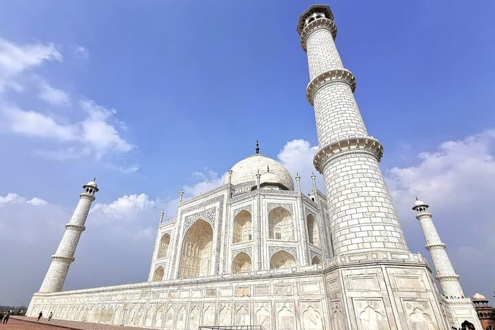 Private Taj Mahal Tour from Jaipur by Car — Full-Day Agra Excursion photo 2