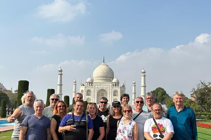 Private Taj Mahal Tour from Jaipur by Car — Full-Day Agra Excursion photo 3